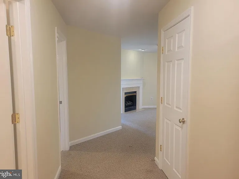 8813 Stoneridge Cir #202 — Photo 2