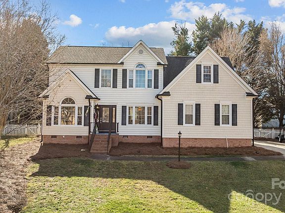 2nd image of 1509 Orange Hill Ct