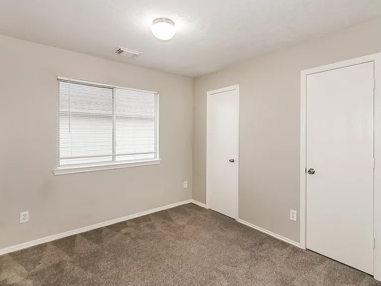 19315 Montclair Meadow Ln — Photo 14