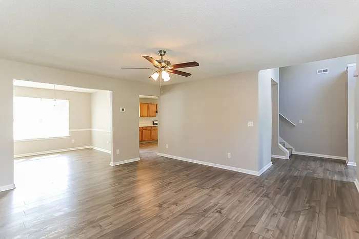 201 Piedmont Ct — Photo 4
