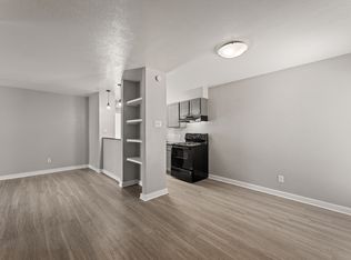 1-139-2600 Arroyo Ave, Dallas, TX 75219