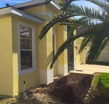 3rd image of 1033 Hacienda Cir