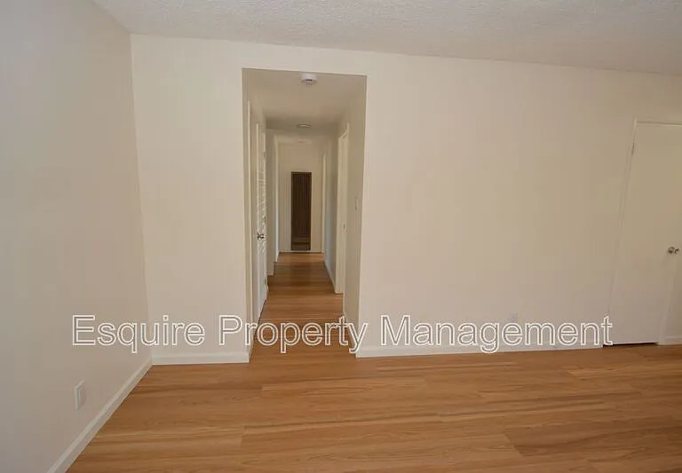 240 Alpine St — Photo 11