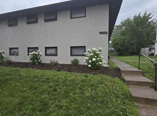 1707 Thomas Ave W #4, Saint Paul, MN 55104