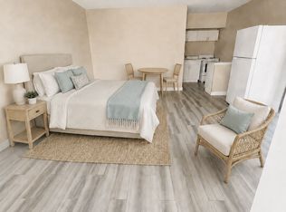 The 'Mingo Apts, Palm Springs, CA 92264