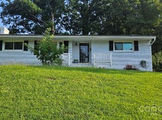 513 Webster Pl, Charlotte, NC 28209