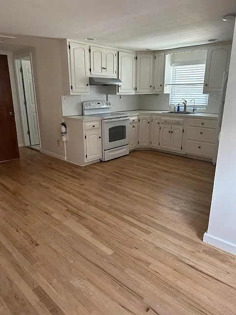 2650 Central Ave — Photo 3
