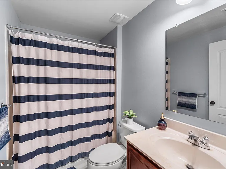 15119 Kroll Ln — Photo 42