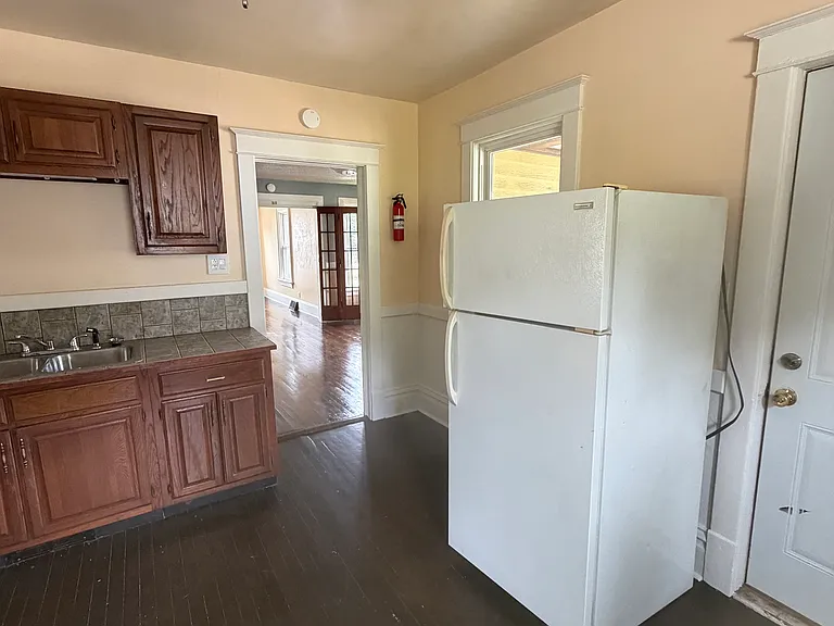 328 Kaufmann Ave — Photo 10