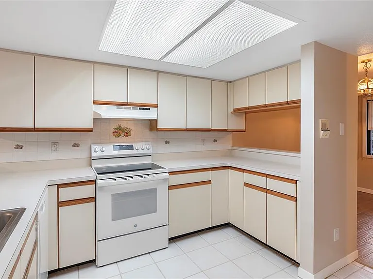 2651 Michael Pl #104 — Photo 5