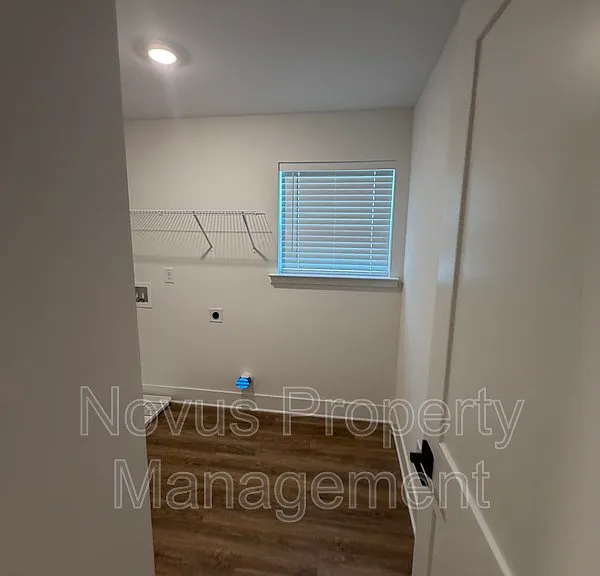 213 Laney Dr — Photo 25
