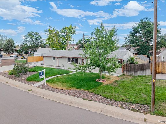 4th image of 8840 Hooker Way