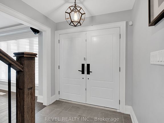 5th image of 79 Arran Cres