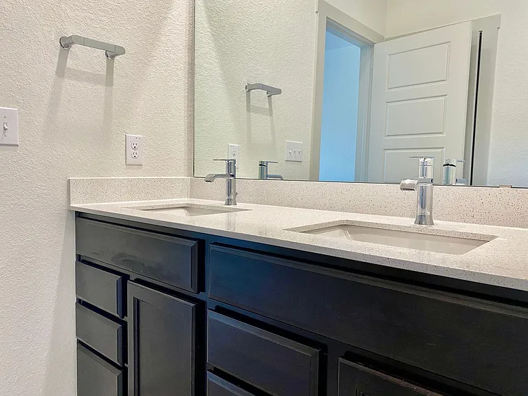 10210 Criswell Rd — Photo 15