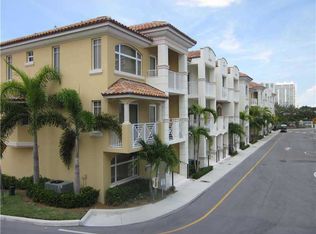 2701 NE 184th Ln, North Miami Beach, FL 33160