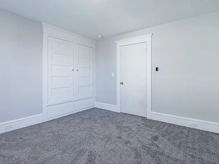802 Quincy Ave — Photo 37
