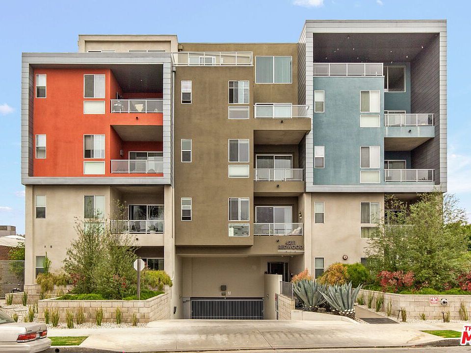 1st image of 4211 Redwood Ave Unit 310