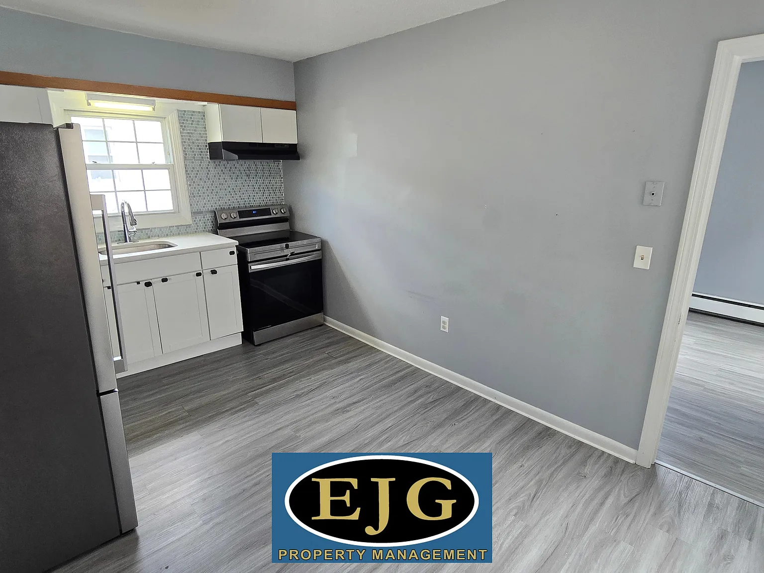 2 bed, $1,695 — Photo 2