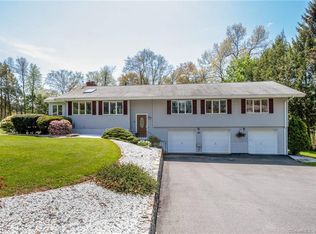 62 Trout Stream Dr, Vernon, CT 06066