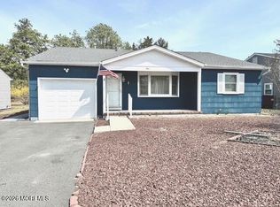 4 Rutland Drive, Toms River, NJ