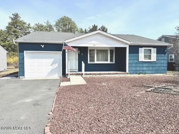 4 Rutland Drive, Toms River, NJ 08757