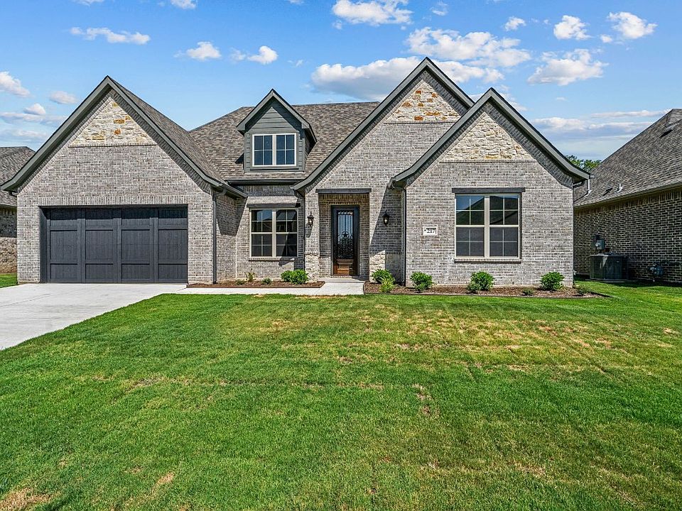 1st image of 217 Park North Ln