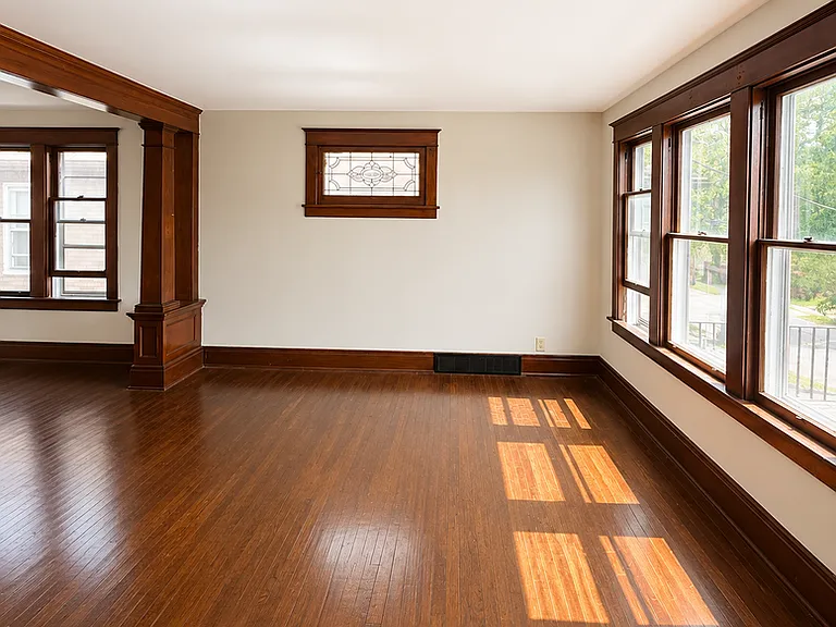 25 Ullman St #2 — Photo 3