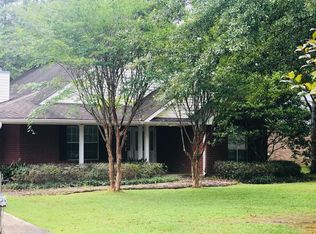 1817 E Lakeshore Dr, Carriere, MS 39426