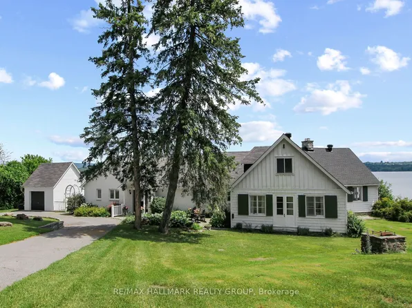 350 Berry Side Rd, Ottawa, ON K0A 1T0