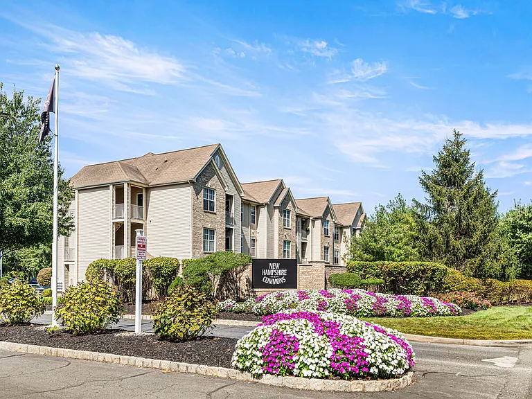 new-hampshire-commons-exteriors-and-amenities-2