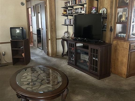 4th image of 11329 E 37th Pl