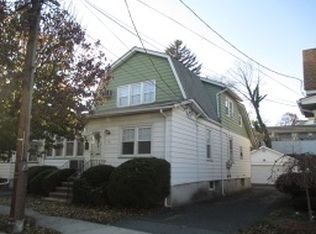 151 Dewey Ave, Totowa, NJ 07512