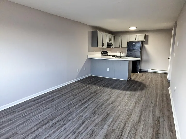 163 Mark Ln #20 — Photo 5