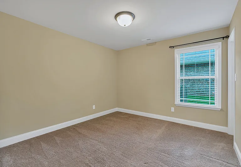 128 Willow Tree Dr — Photo 10