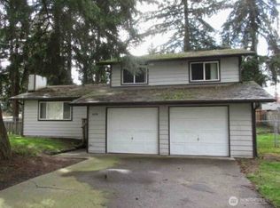 16104 69th Avenue Ct E, Puyallup, WA