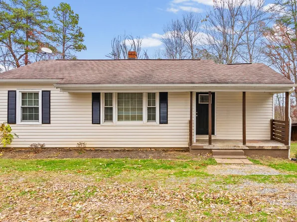 416 Patrick Henry Rd, Brookneal, VA 24528