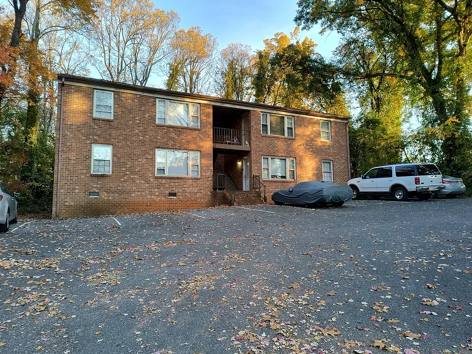 187 Lee Place