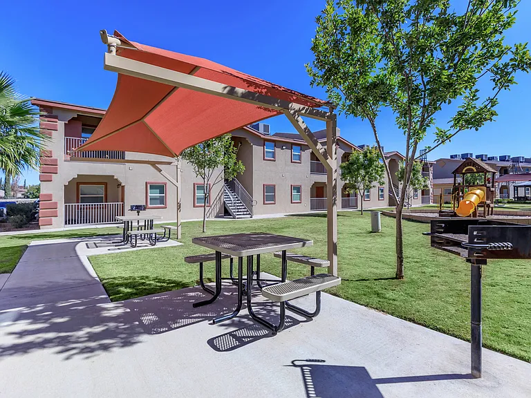 Stylish Outdoor Grill and Sitting Area at Bella Vista Place, El Paso, TX