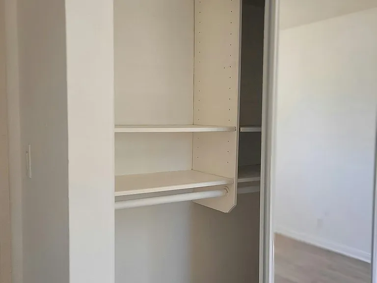 639 Calle Tulipan — Photo 12