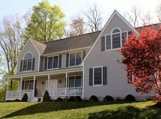 3829 Cranberry Ln, Shrub Oak, NY 10588