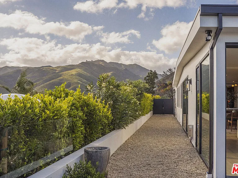 3602 Shoreheights Dr — Photo 15