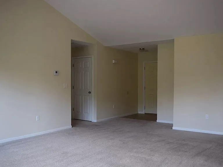 24353 Tanglewood Rd — Photo 13