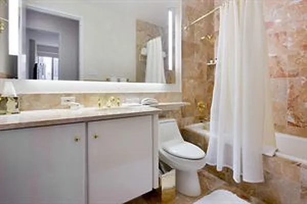 Sold by Douglas Elliman | media 15