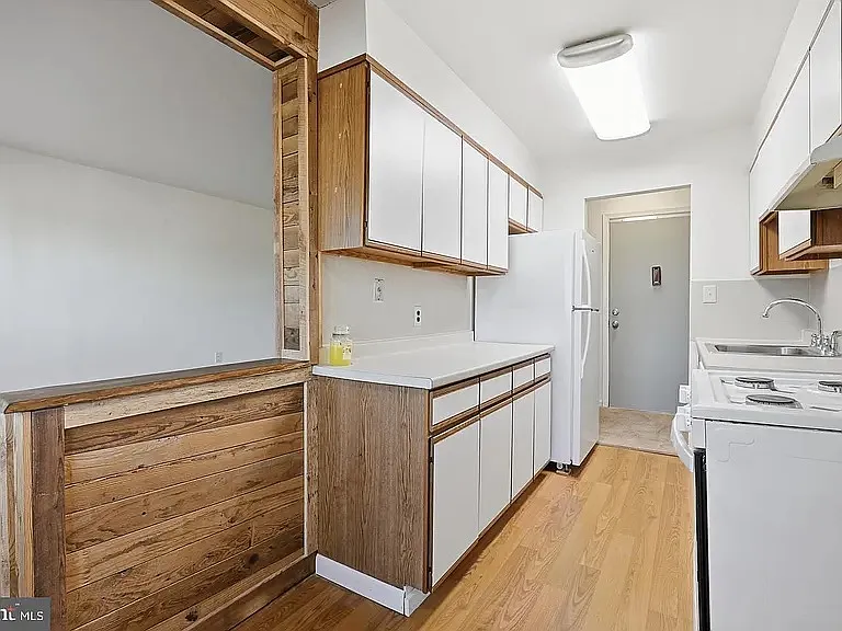 2 bed, 779 sqft, $1,600 — Photo 4