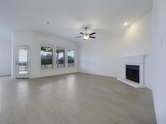 5th image of 501 Scenic Bluff Dr