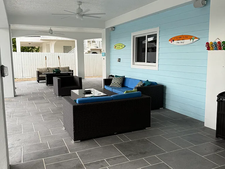 Shaw Dr — Photo 18