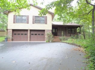 107 Rebel Run Rd, Crossville, TN 38558