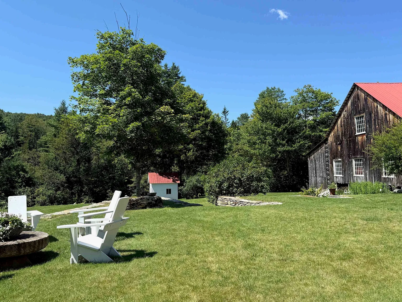 4 bed, 3.0 bath, 2472 sqft, $35,000 — Photo 4