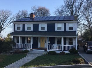 60 Valentine St, Fall River, MA 02720