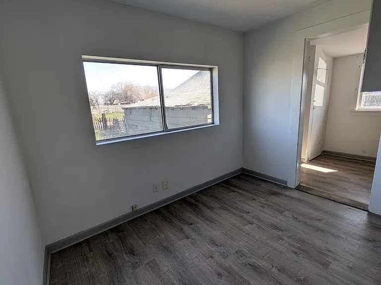 3623 Anderson Ave — Photo 10